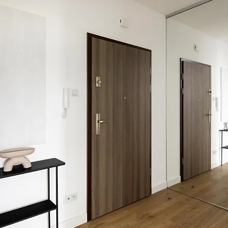 Unique & Modern Zablocie Apartment *